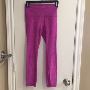 Lululemon High Times, Sz 4, Magenta
